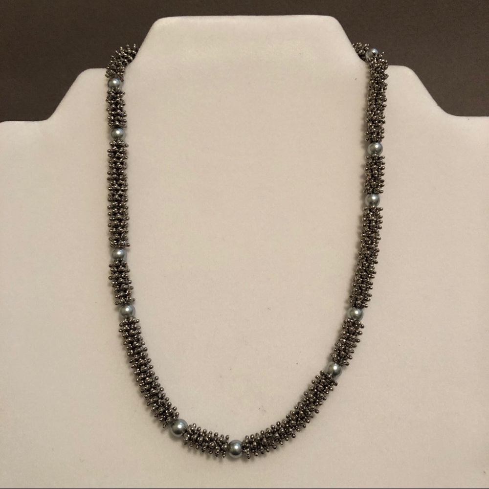 Silver tone spacer & bead necklace. - Picture 2 of 6